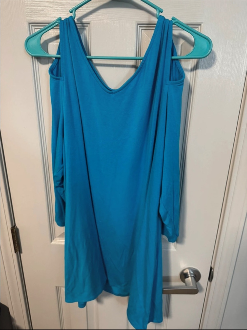 Belle by Kim Gravel Turquoise Cold-Shoulder Tunic